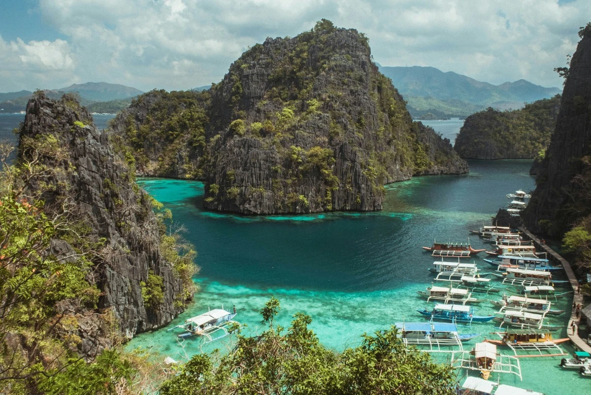 harbor palawan philippines