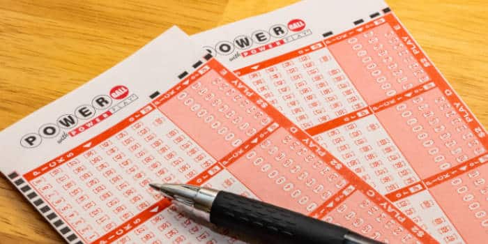 Four Lottery Players Miss the Powerball Jackpot, Allow It to Grow