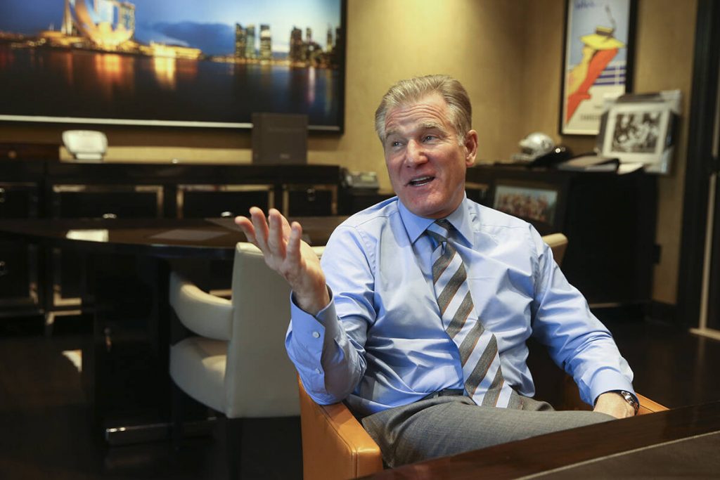 Las Vegas Sands chairman, CEO to transition to senior adviser role