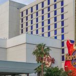 Man Takes Hard Rock Biloxi to Court After Chair Breaks at Slot Machine