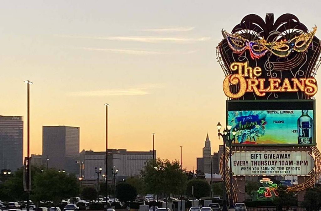 Tourist sues after being trapped in off-Strip elevator