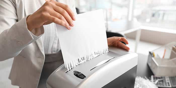 woman-scraps-paper-document-using-shredder-license-revoked-news